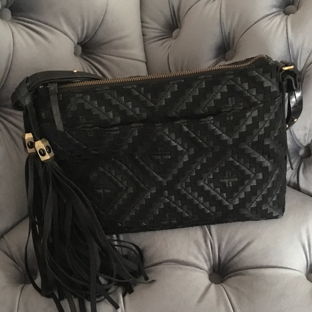 Eric Javits Gorgeous!!! Kamela Whipstitched Shoulder Bag - Picture 4 of 12